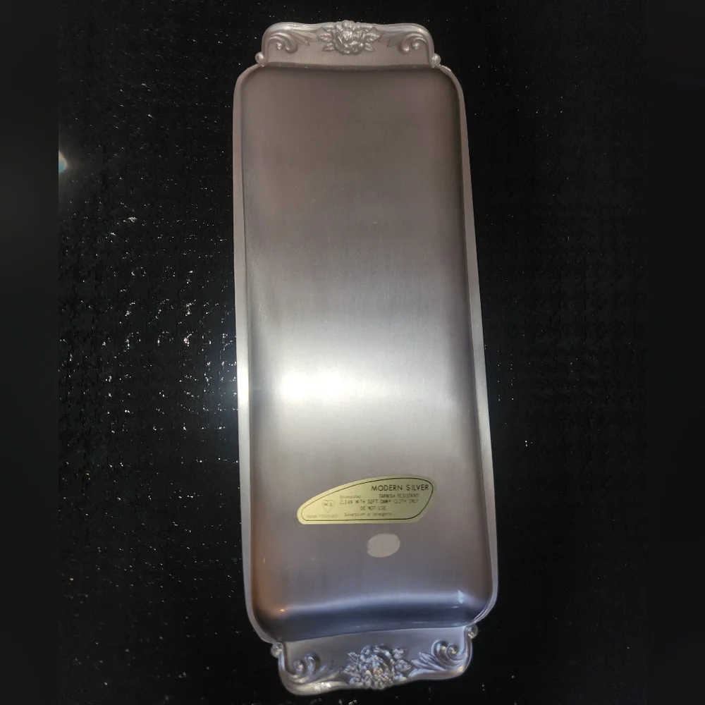 Vintage Modern Silver Co Silver-plated Rectangular Tray